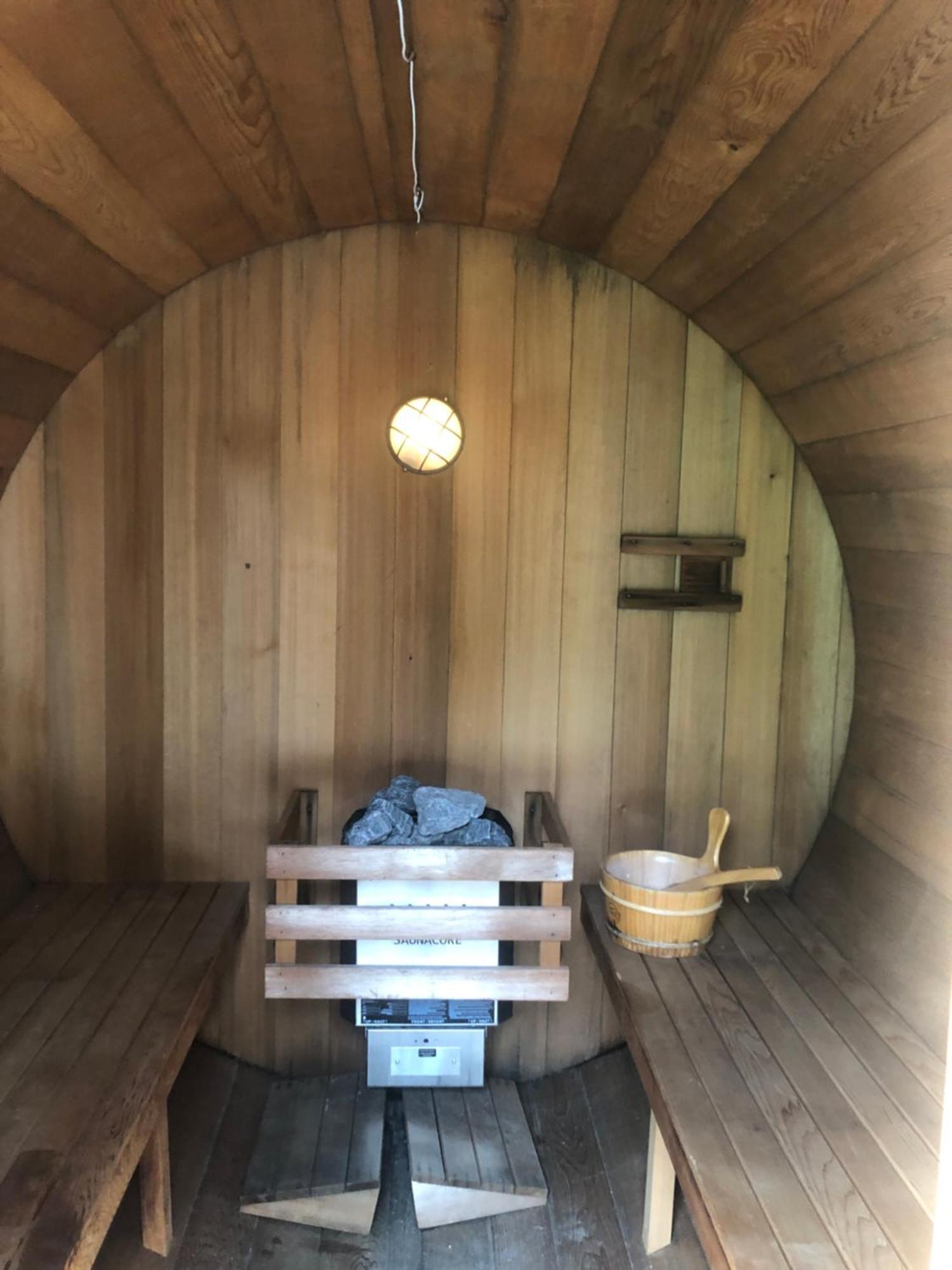 Chalets Les Chanterelles De Forillon L'Anse-au-Griffon Esterno foto