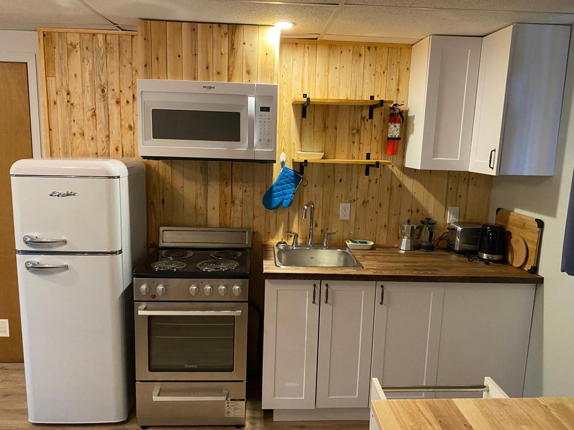 Chalets Les Chanterelles De Forillon L'Anse-au-Griffon Esterno foto